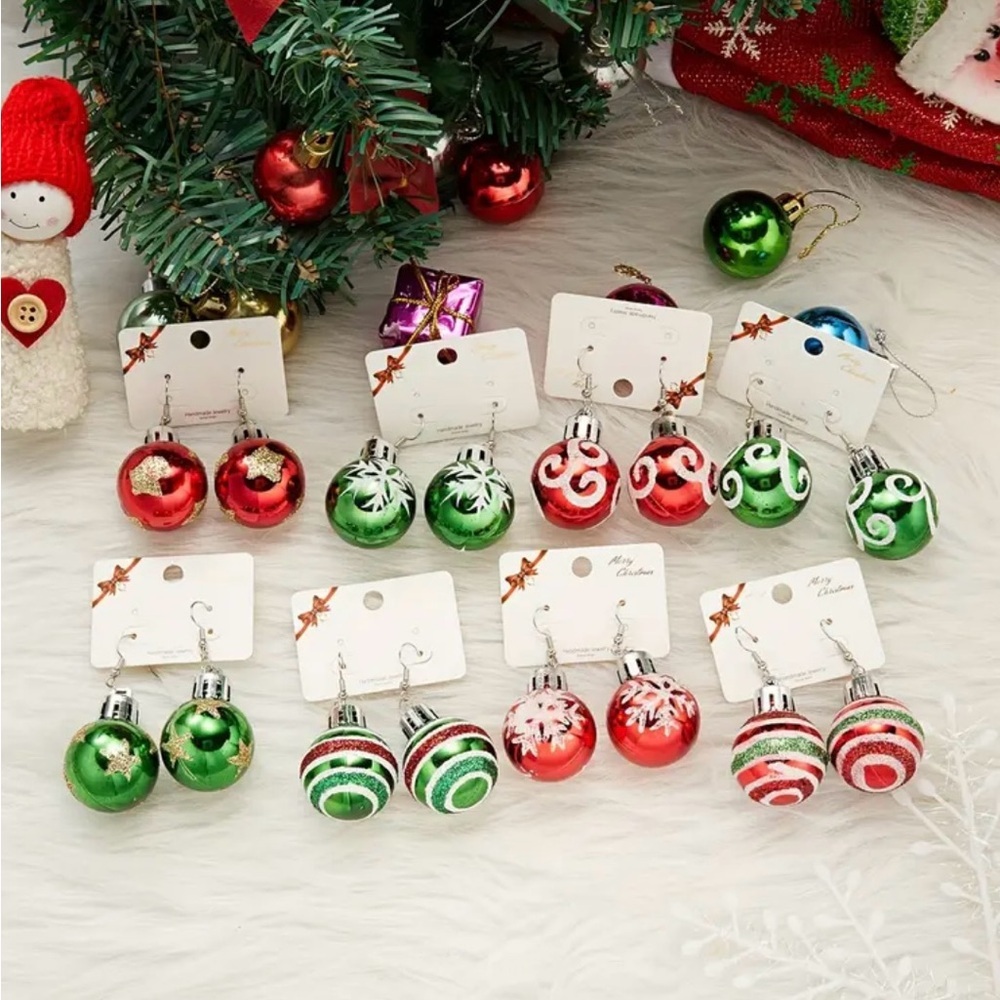 Christmas ornament earrings (1 pair)